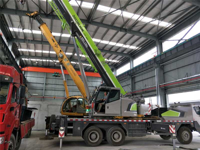 焦作市高空车出租需要注意哪些安全事项？