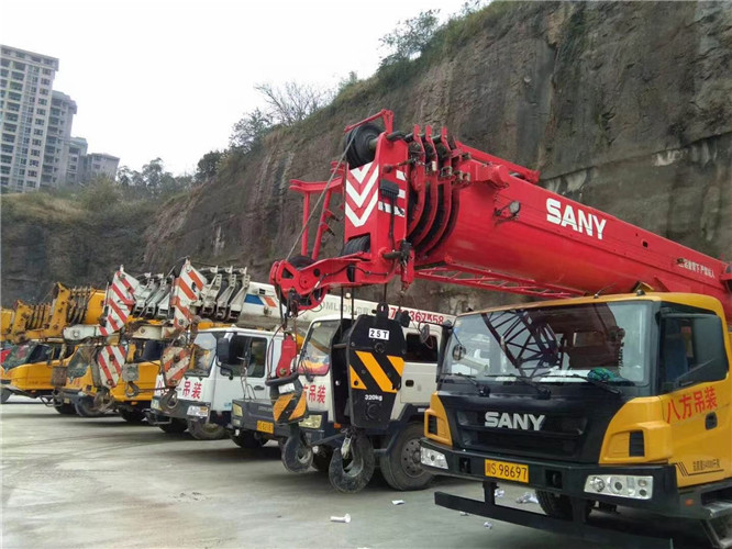 焦作市吊车出租按什么计费？台班费、单次费、里程费怎么算？